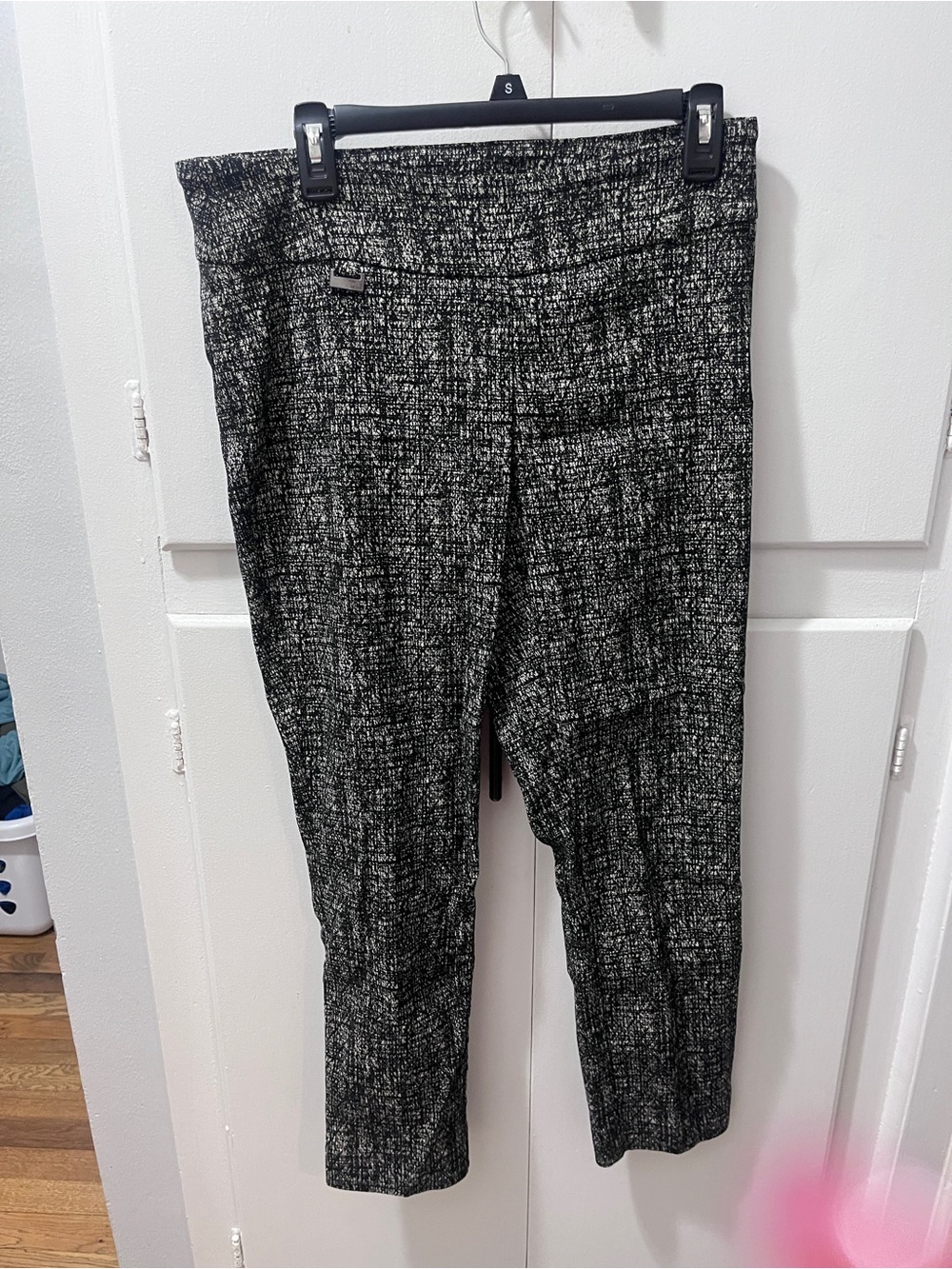 Peck & Peck Black and White Textured Straight Leg Pants - 12 Petite